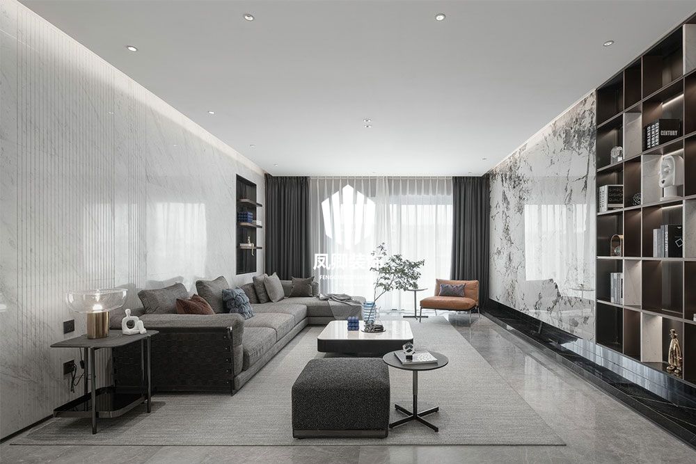 簡潔高級灰，適度雅致